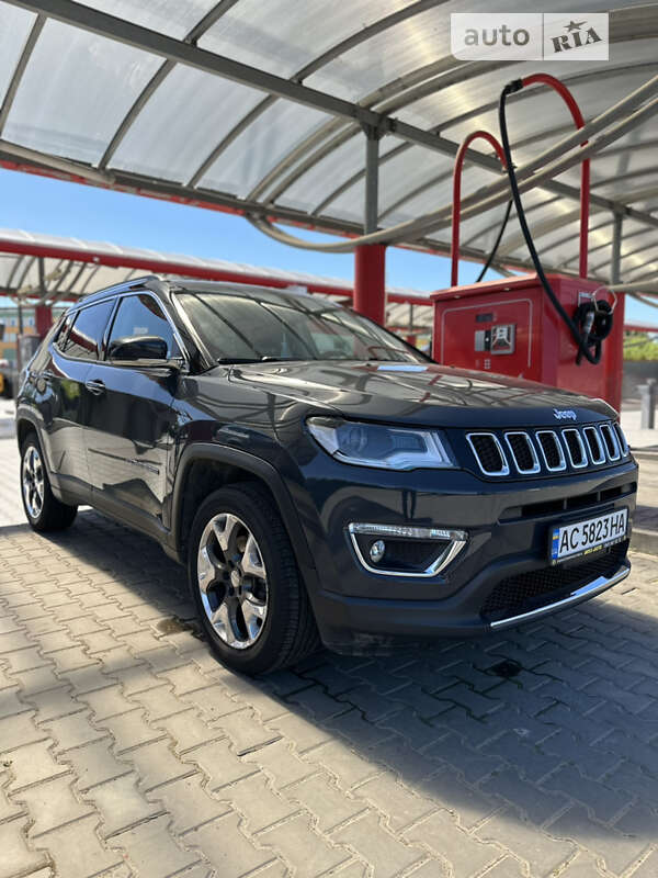 Позашляховик / Кросовер Jeep Compass 2017 в Луцьку