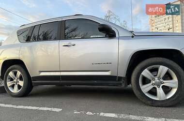 Внедорожник / Кроссовер Jeep Compass 2013 в Киеве