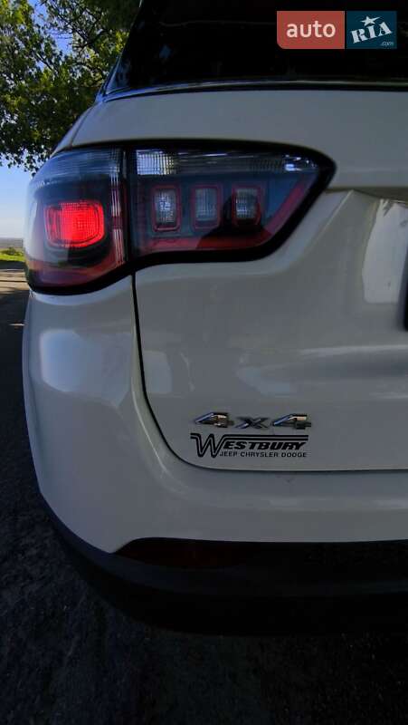 Позашляховик / Кросовер Jeep Compass 2017 в Черкасах