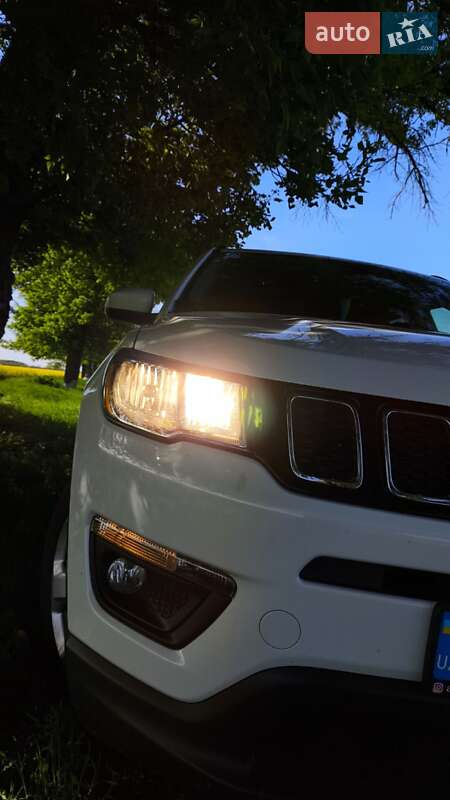 Позашляховик / Кросовер Jeep Compass 2017 в Черкасах