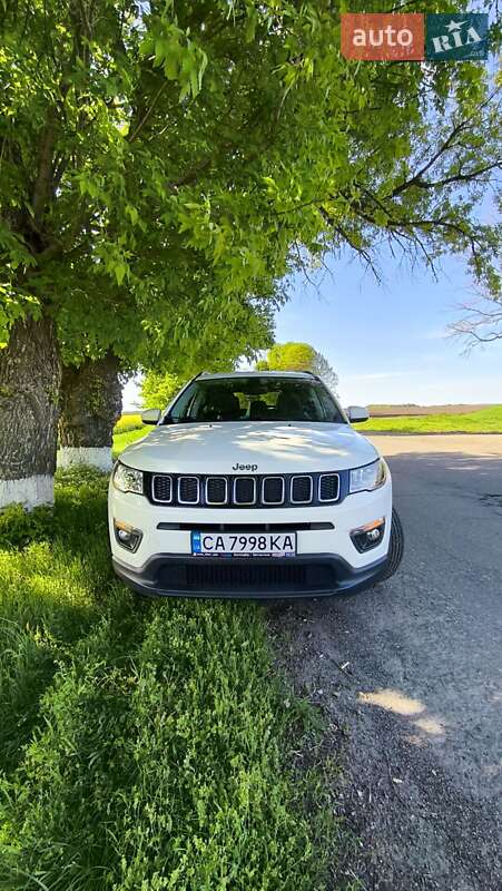 Позашляховик / Кросовер Jeep Compass 2017 в Черкасах