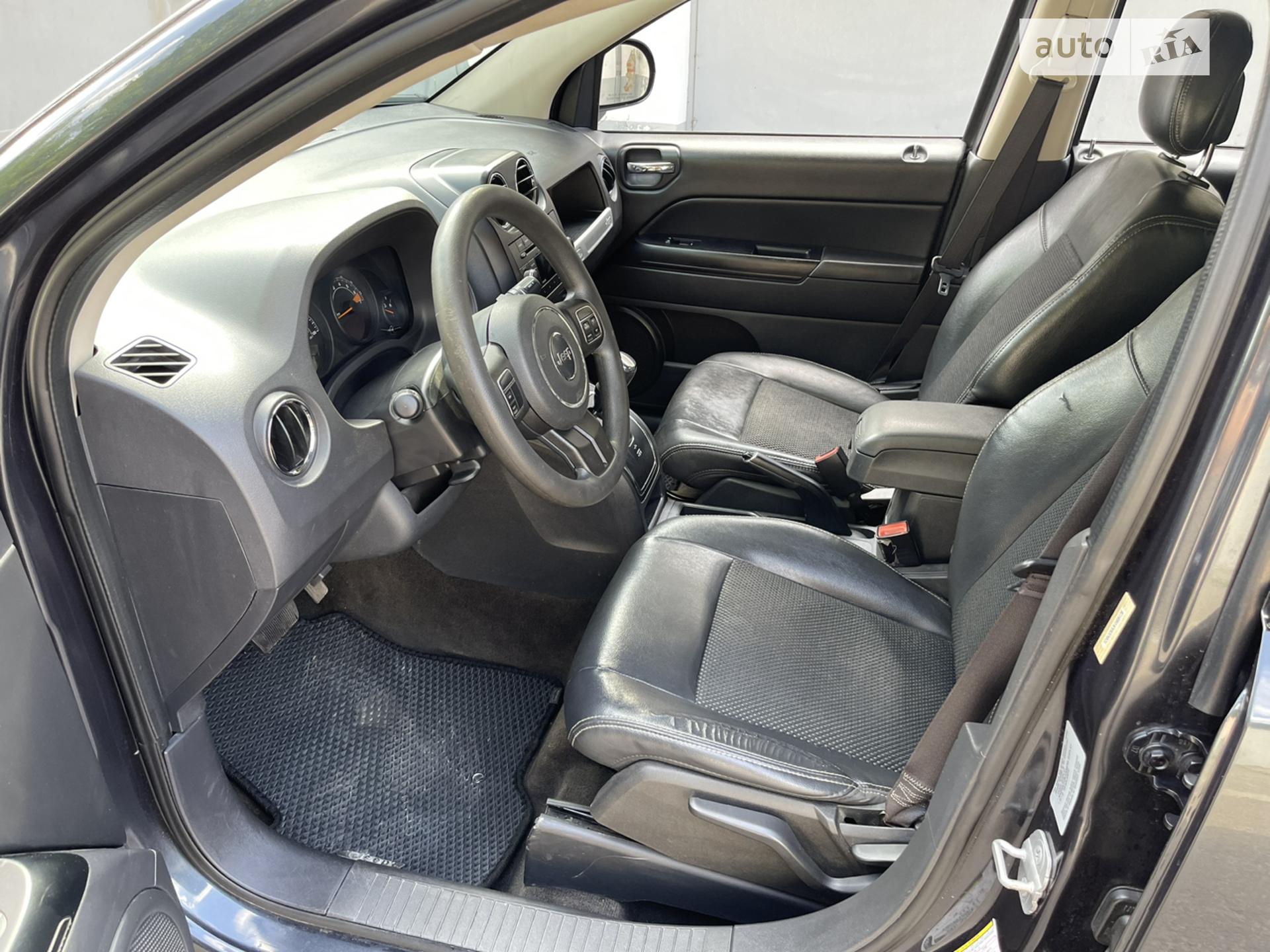 2014 Jeep Compass - мініатюра 42