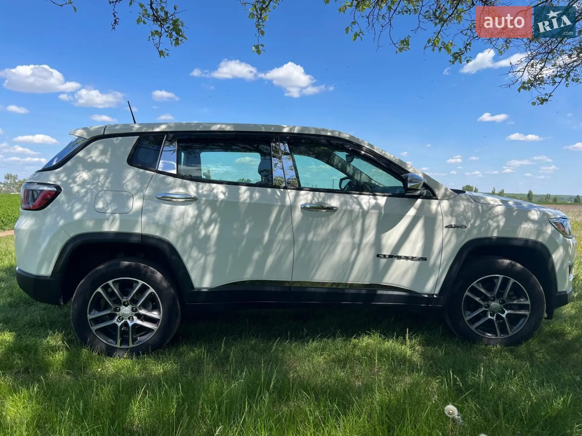 2017 Jeep Compass - мініатюра 3