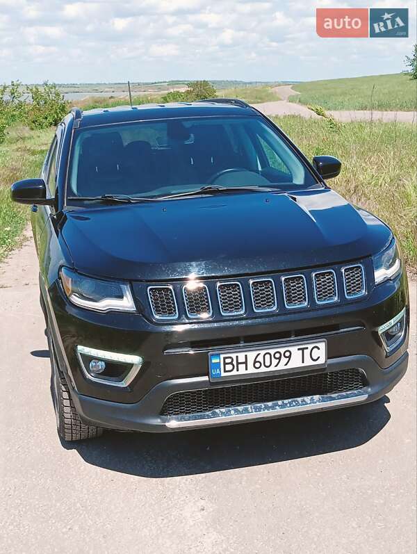 Внедорожник / Кроссовер Jeep Compass 2018 в Кривом Роге
