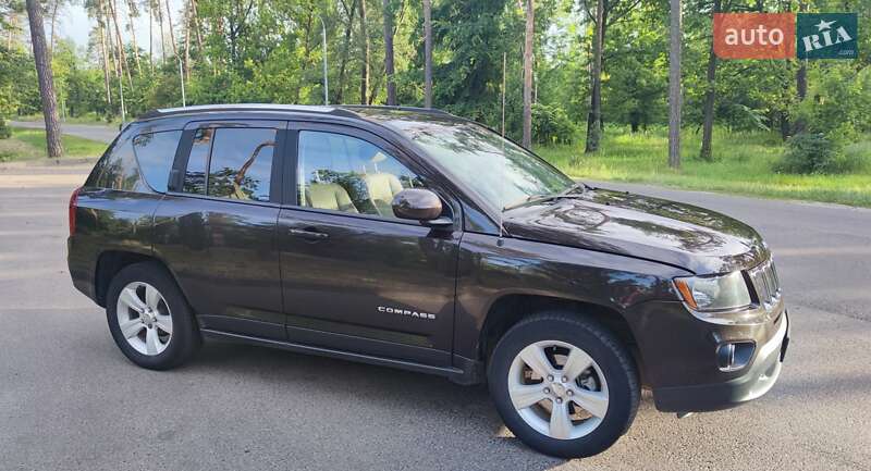 Внедорожник / Кроссовер Jeep Compass 2014 в Черкассах
