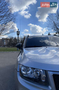 Позашляховик / Кросовер Jeep Compass 2016 в Сарнах