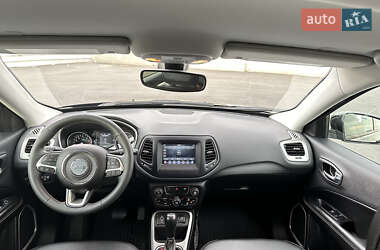 Внедорожник / Кроссовер Jeep Compass 2021 в 