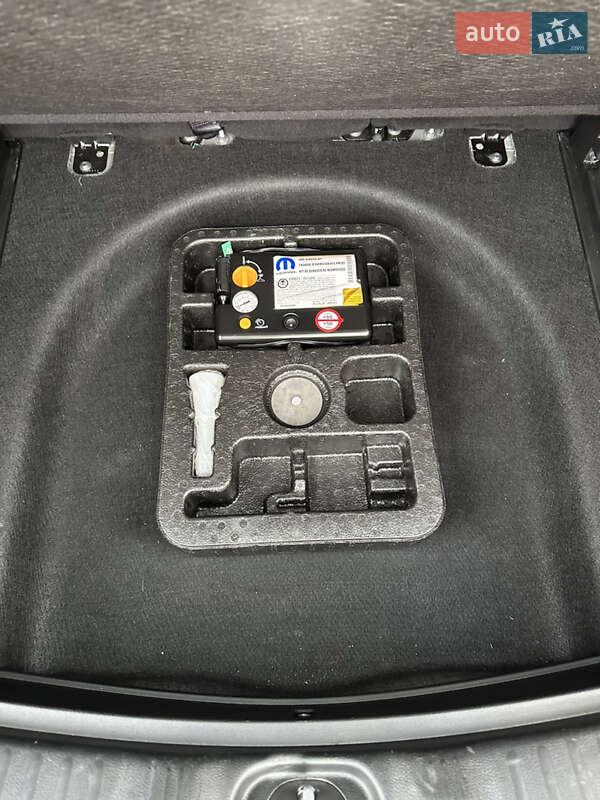 Позашляховик / Кросовер Jeep Compass 2021 в Львові фото 37 Позашляховик / Кросовер Jeep Compass 2021 в Львові