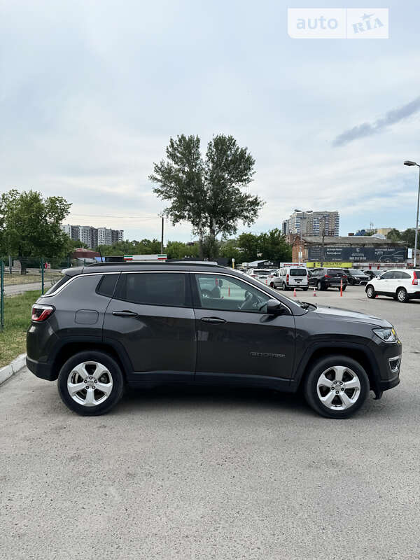 Внедорожник / Кроссовер Jeep Compass 2017 в Виннице