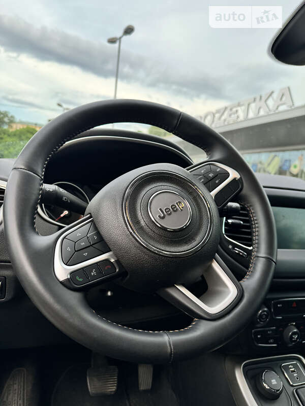 Внедорожник / Кроссовер Jeep Compass 2017 в Виннице