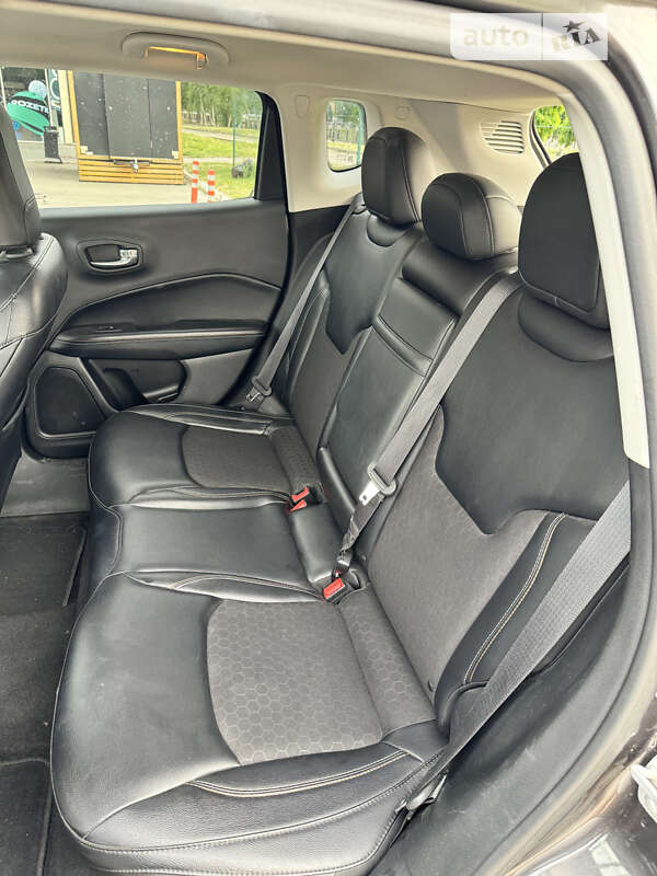 Внедорожник / Кроссовер Jeep Compass 2017 в Виннице