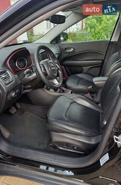 Внедорожник / Кроссовер Jeep Compass 2017 в Дубно