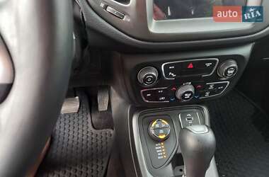 Внедорожник / Кроссовер Jeep Compass 2017 в Дубно