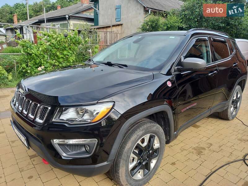 Внедорожник / Кроссовер Jeep Compass 2017 в Дубно