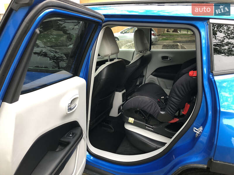 Внедорожник / Кроссовер Jeep Compass 2017 в Сумах