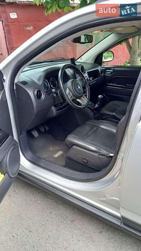 Внедорожник / Кроссовер Jeep Compass 2011 в Белой Церкви