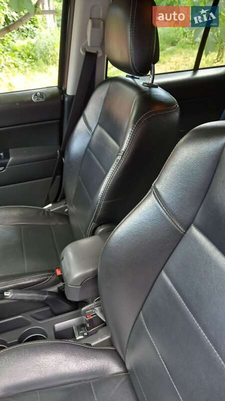 Внедорожник / Кроссовер Jeep Compass 2011 в Белой Церкви