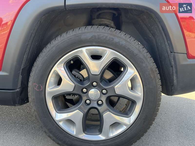 Внедорожник / Кроссовер Jeep Compass 2018 в Киеве