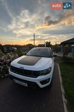 Внедорожник / Кроссовер Jeep Compass 2017 в 
