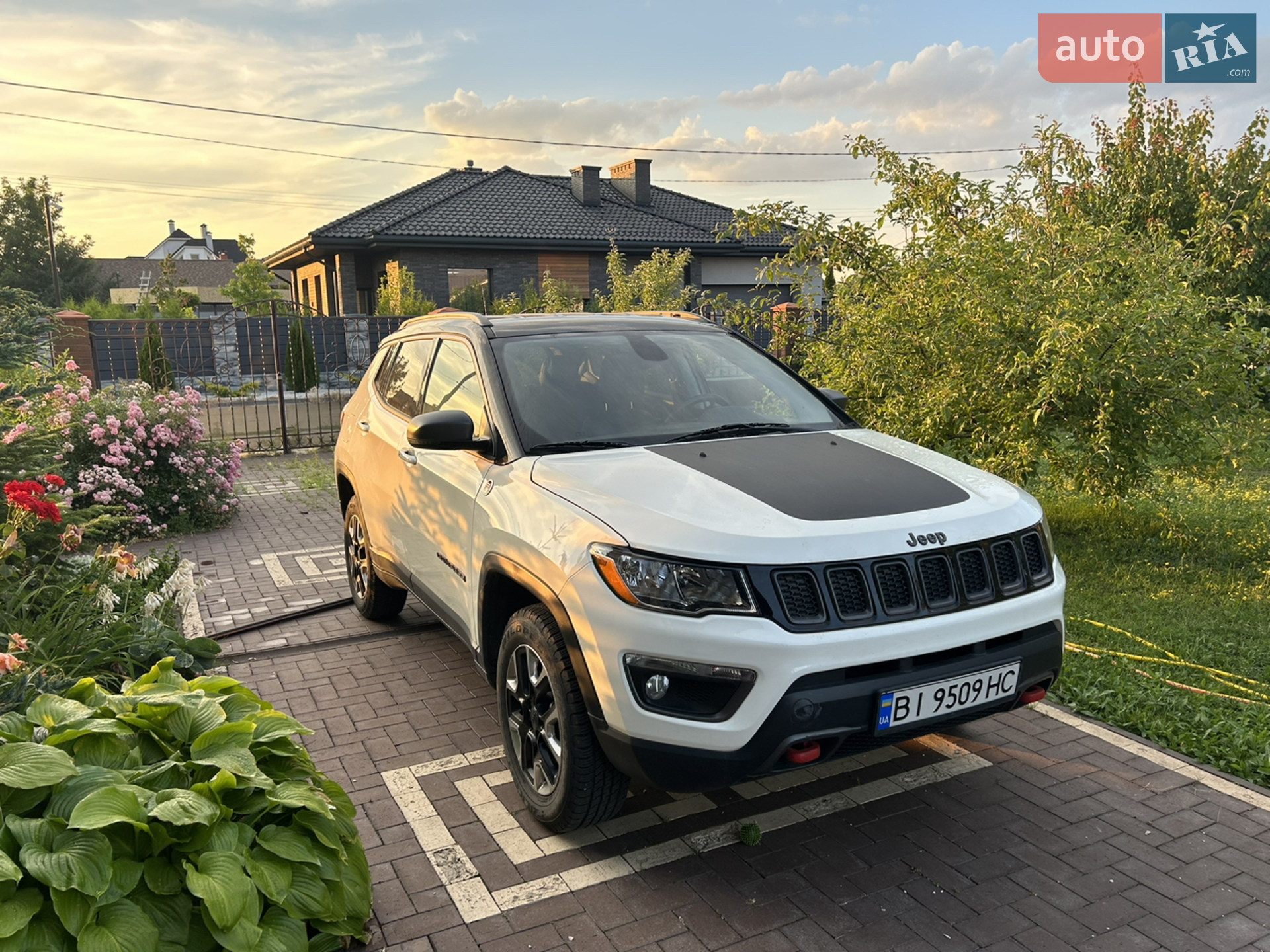 2017 Jeep Compass - мініатюра 3