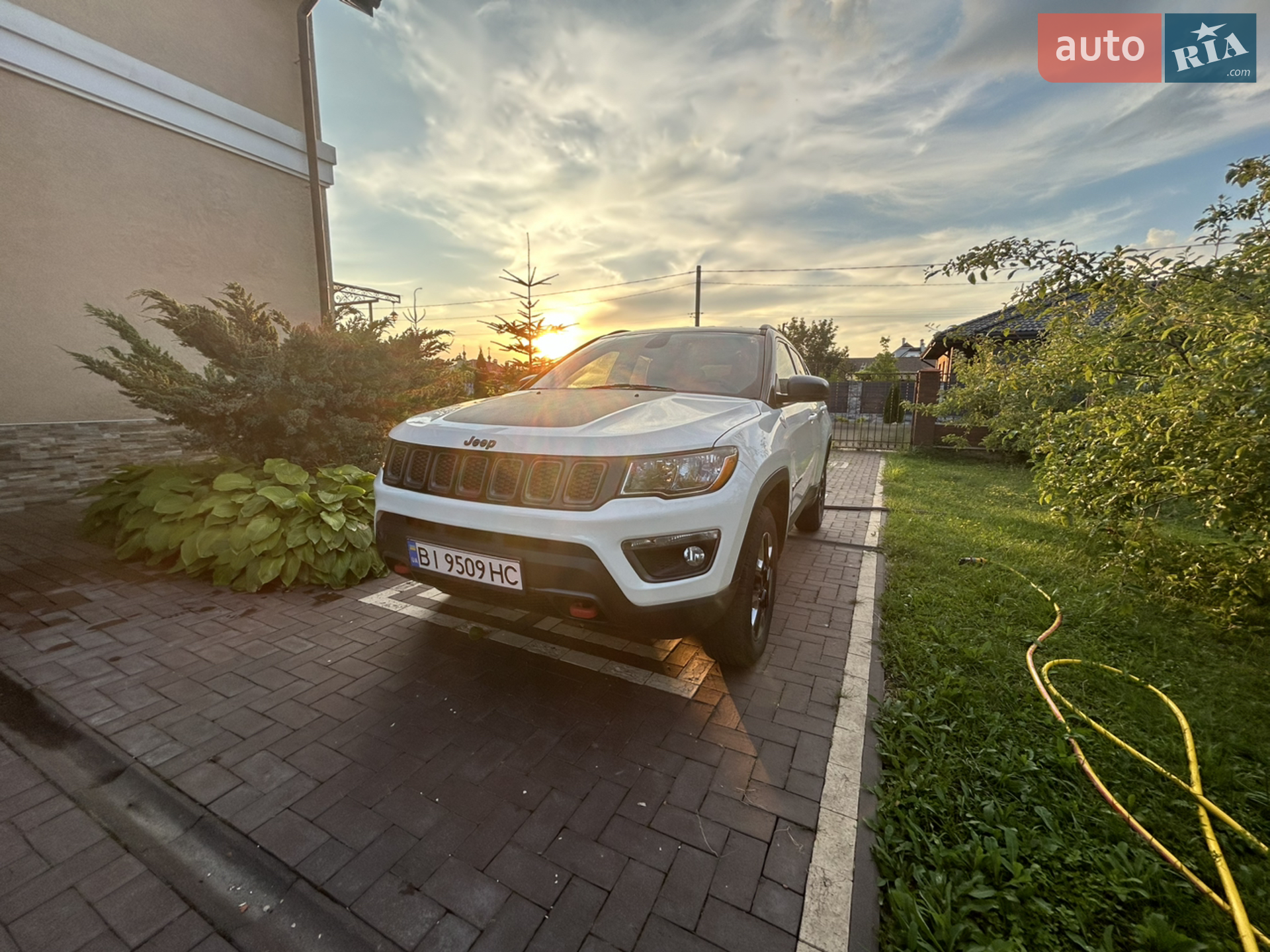 2017 Jeep Compass - мініатюра 12