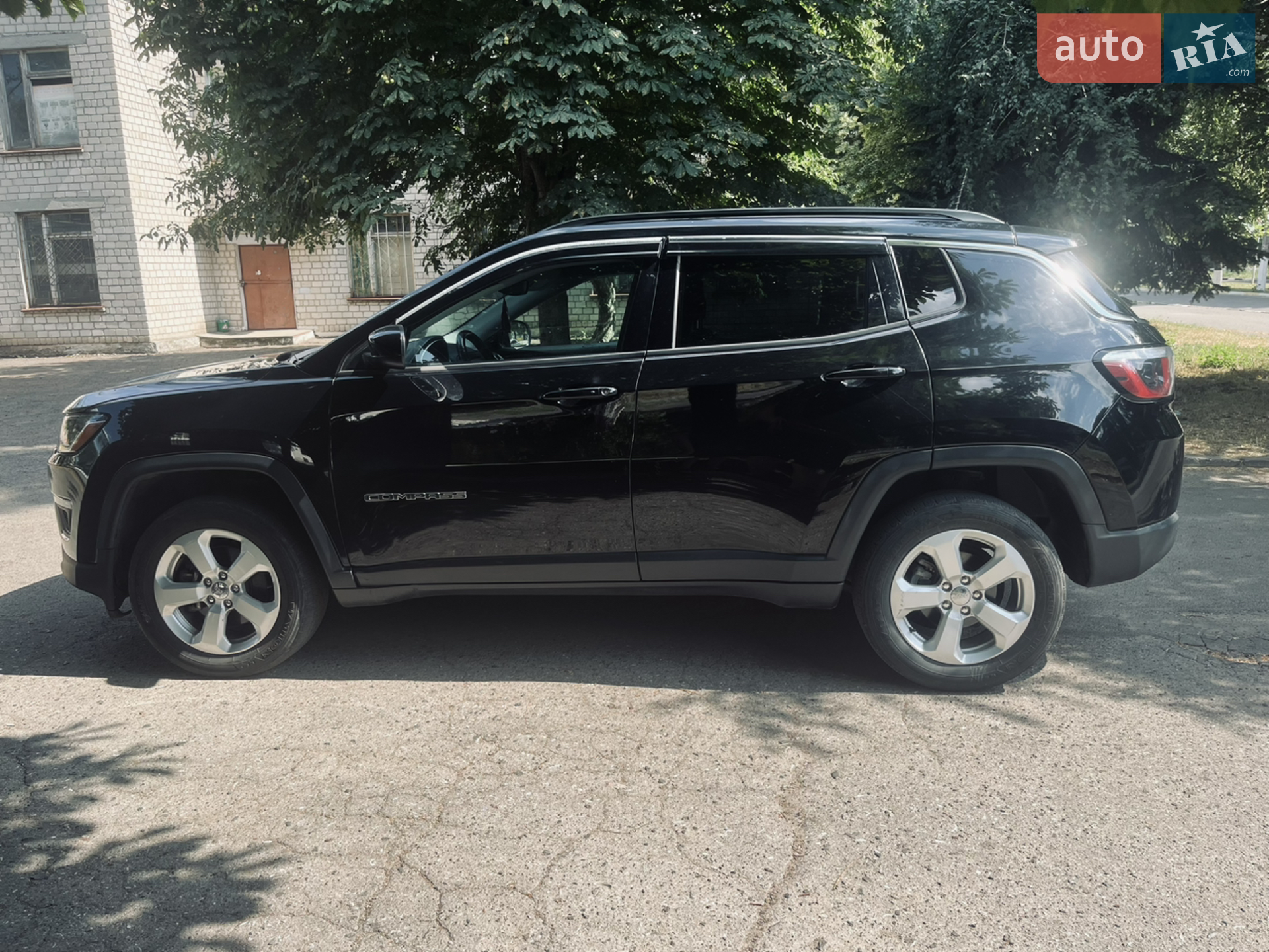 2017 Jeep Compass - мініатюра 9