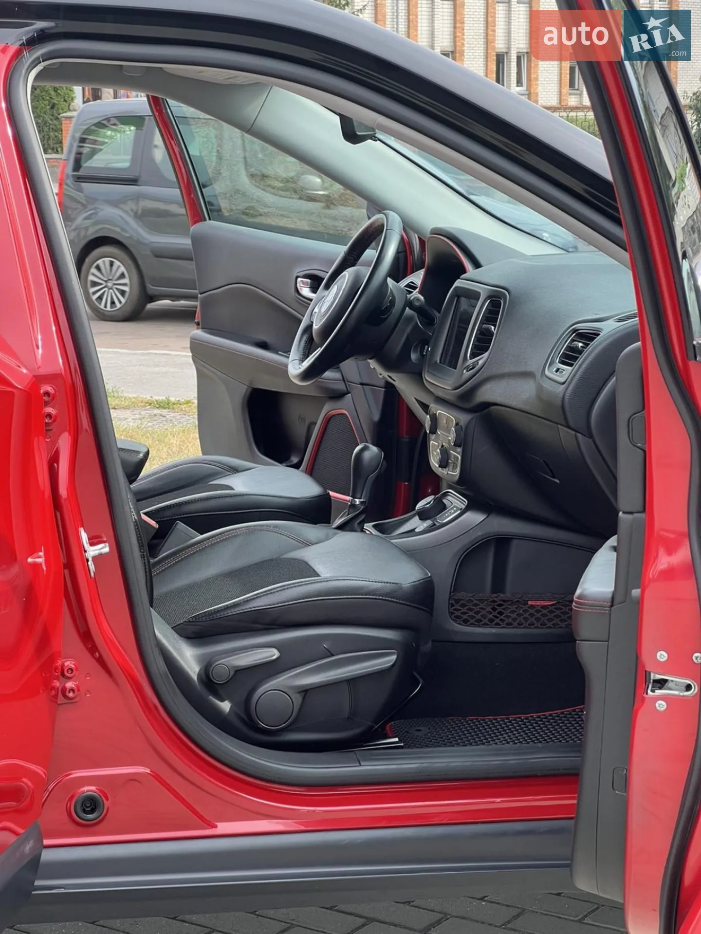 2020 Jeep Compass - мініатюра 30