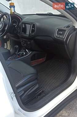Внедорожник / Кроссовер Jeep Compass 2018 в Ровно
