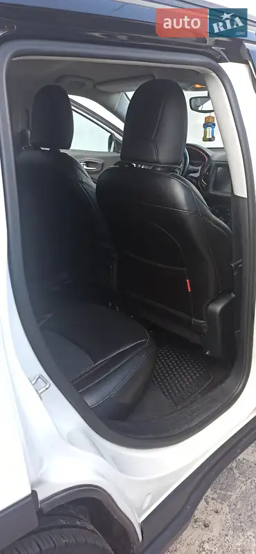 Jeep Compass 2018 VIN 3C4NJDDB9KT622320 фото оголошення 10 з 70