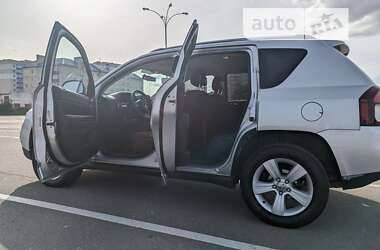 Внедорожник / Кроссовер Jeep Compass 2013 в Каменец-Подольском