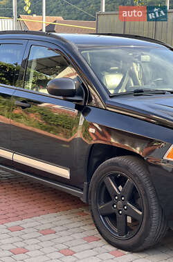 Позашляховик / Кросовер Jeep Compass 2006 в 