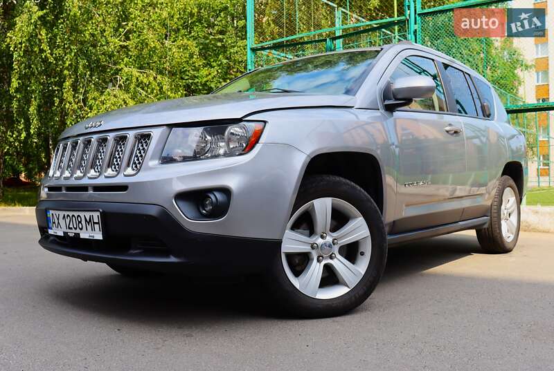 Внедорожник / Кроссовер Jeep Compass 2015 в Лубнах