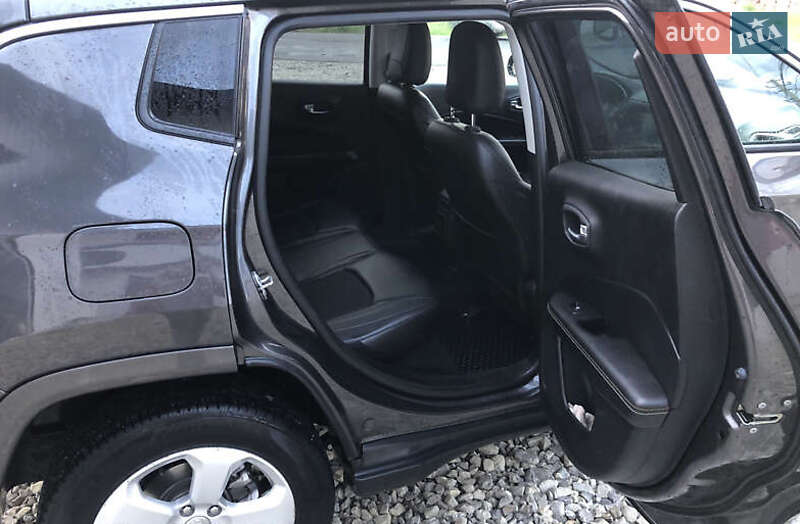 Внедорожник / Кроссовер Jeep Compass 2018 в Киеве