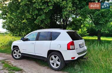 Внедорожник / Кроссовер Jeep Compass 2011 в 