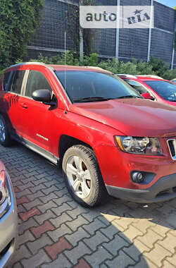 Позашляховик / Кросовер Jeep Compass 2015 в Києві