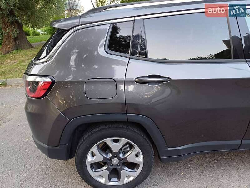 Внедорожник / Кроссовер Jeep Compass 2020 в Черновцах