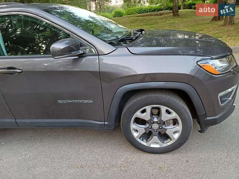 Внедорожник / Кроссовер Jeep Compass 2020 в Черновцах