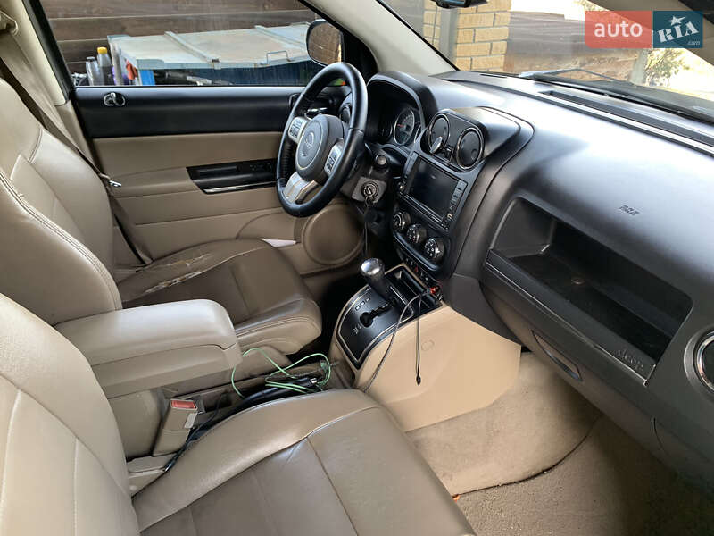 Позашляховик / Кросовер Jeep Compass 2012 в Києві