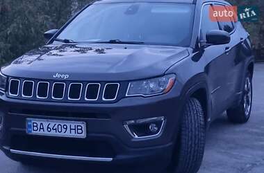 Внедорожник / Кроссовер Jeep Compass 2018 в 