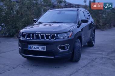 Внедорожник / Кроссовер Jeep Compass 2018 в 