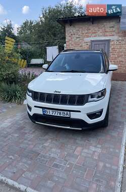 Внедорожник / Кроссовер Jeep Compass 2018 в 