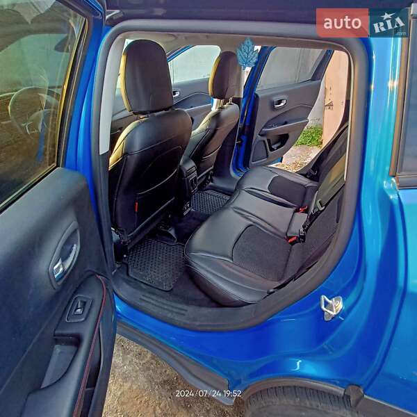 Позашляховик / Кросовер Jeep Compass 2017 в Києві
