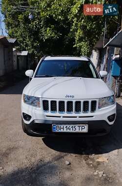 Внедорожник / Кроссовер Jeep Compass 2016 в 