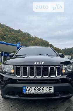 Позашляховик / Кросовер Jeep Compass 2016 в Рахові