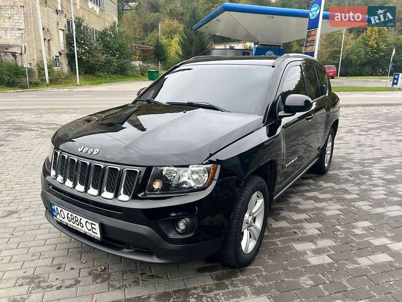 Внедорожник / Кроссовер Jeep Compass 2016 в Киеве