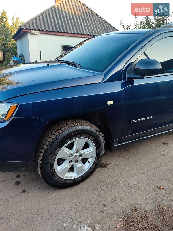 Внедорожник / Кроссовер Jeep Compass 2016 в Первомайске