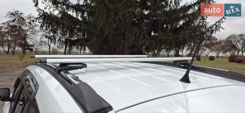 Внедорожник / Кроссовер Jeep Compass 2012 в Чугуеве фото 18 Внедорожник / Кроссовер Jeep Compass 2012 в Чугуеве