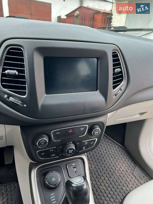 Внедорожник / Кроссовер Jeep Compass 2018 в Харькове