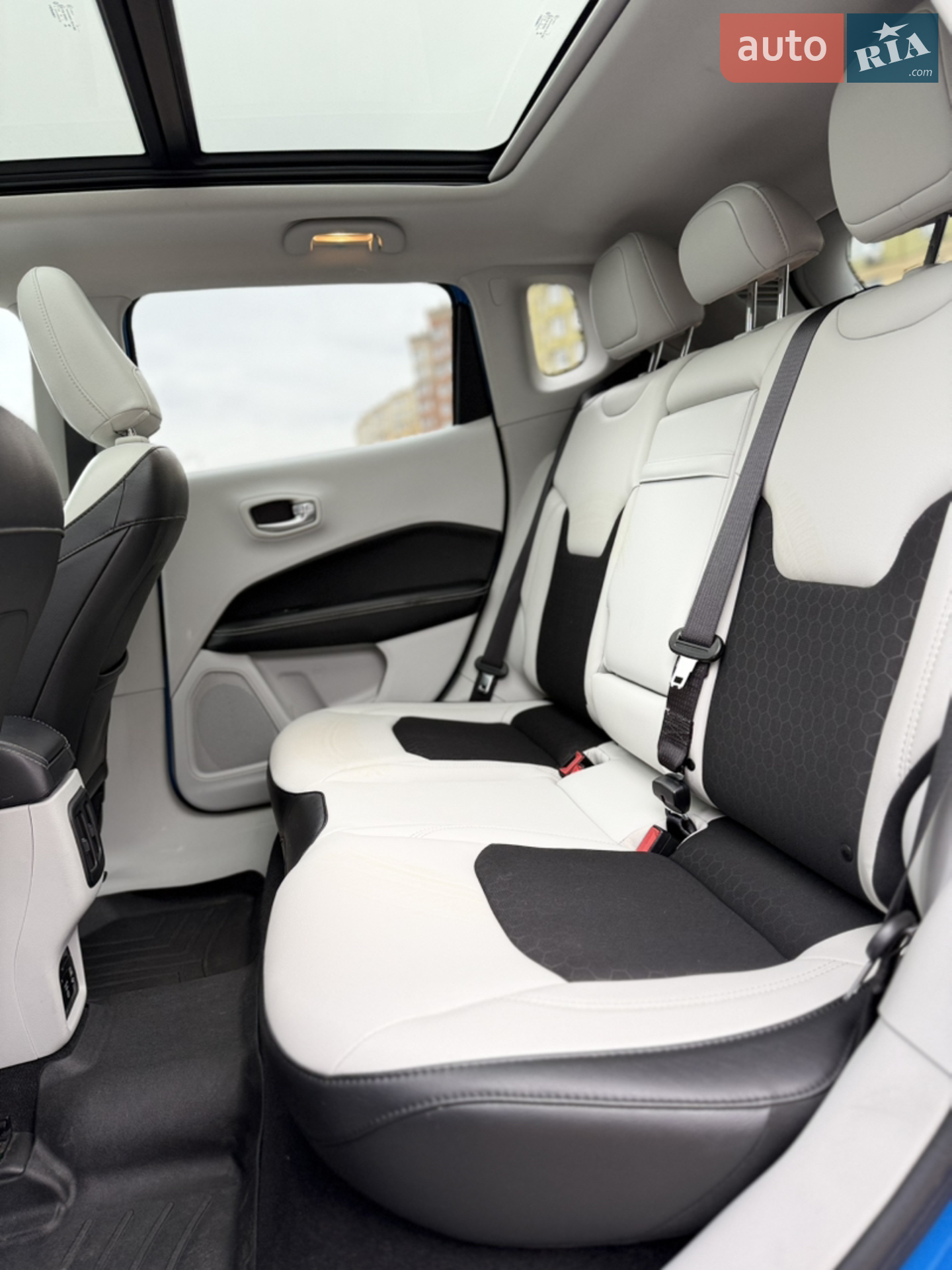 2018 Jeep Compass - мініатюра 29