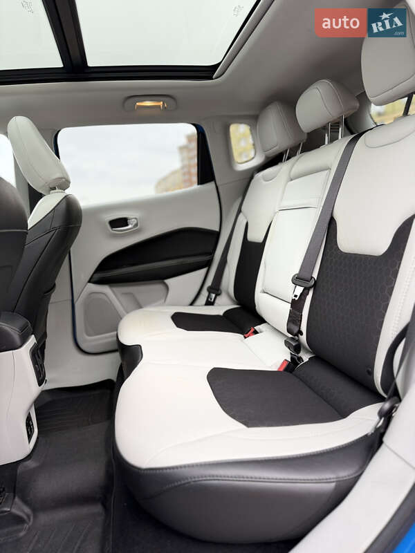 Внедорожник / Кроссовер Jeep Compass 2018 в Киеве фото 29 Внедорожник / Кроссовер Jeep Compass 2018 в Киеве